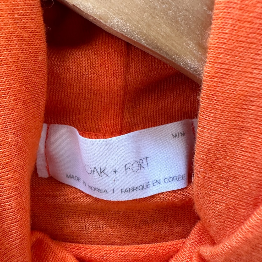 Oak + Fort orange fitted turtle neck (size medium)
